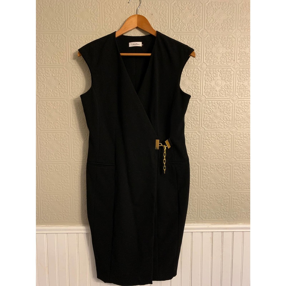 Calvin Klein - Women's Black Sheath Tapered Dress - Size 8
